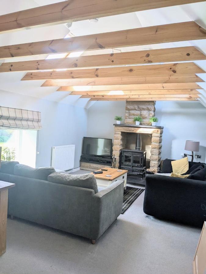 Ailnack Cottage -Cheerful Cottage With Secure Garden And Off Street Parking Sleeps 4 Tomintoul Kültér fotó