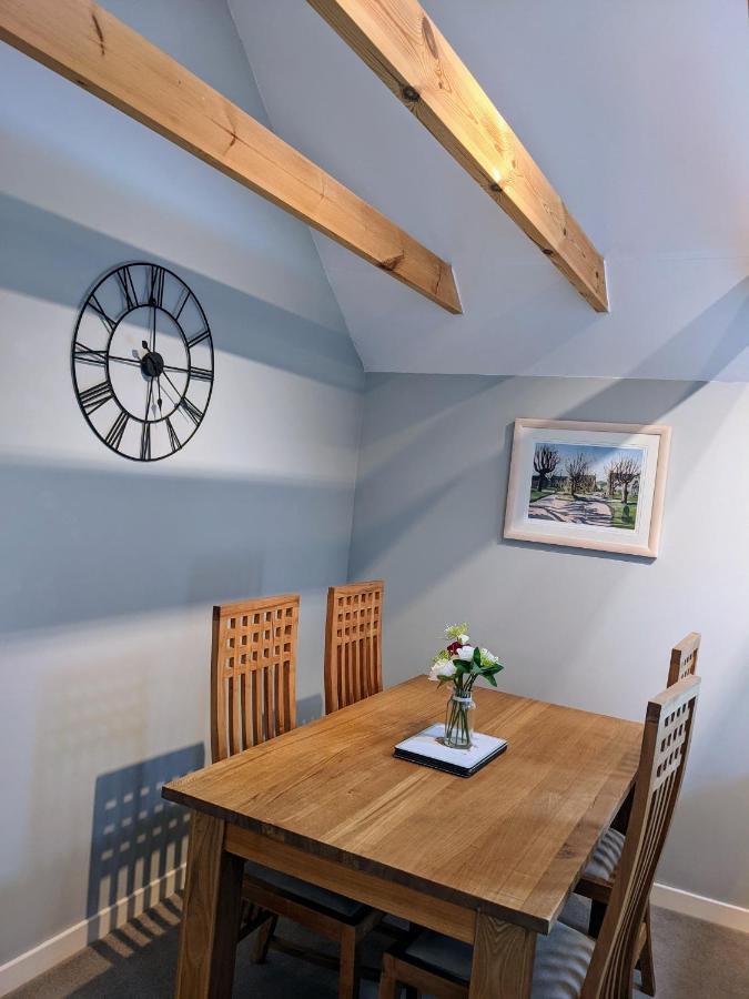 Ailnack Cottage -Cheerful Cottage With Secure Garden And Off Street Parking Sleeps 4 Tomintoul Kültér fotó